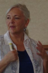 Shannon coaching and graphic recording